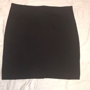 ♠️ BODYCON  STYLE SKIRT ♠️